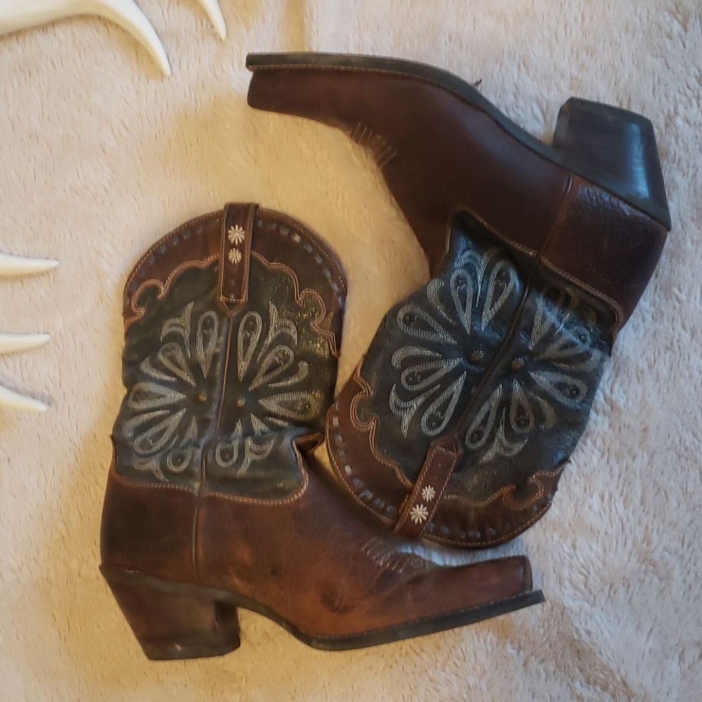 Ariat Daisy Brown Oiled Boots